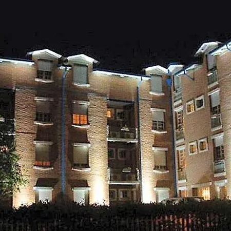 Park 3* Ρέτζιο Εμίλια